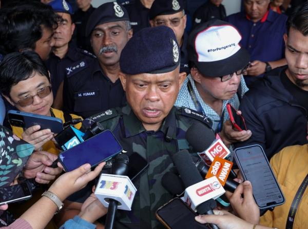 Johor by-elections: 4,000 police personnel on duty to ensure smooth voting process tomorrow 